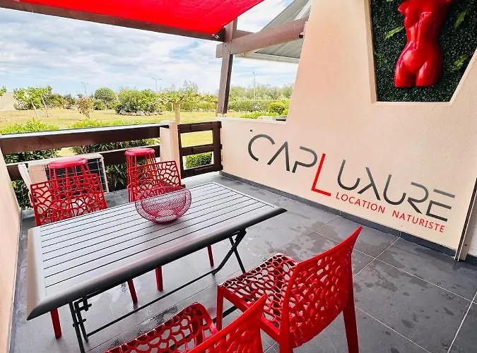 Capluxure - Port Nature 8 - Village Naturiste Cap D Agde